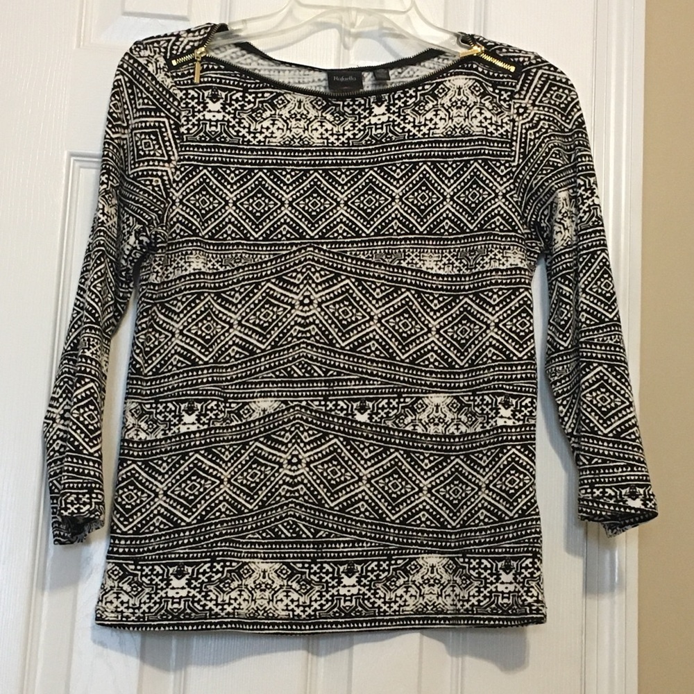 Black & White Patterned Top
